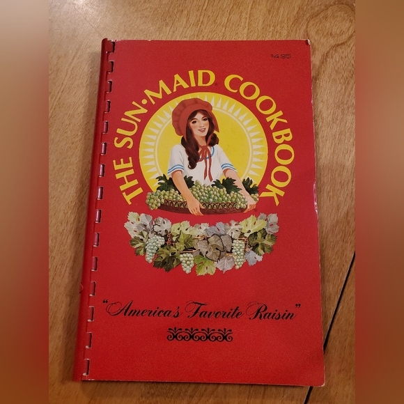 sun maid Other - Vintage "The Sun Maid Cookbook" recipes cook book printed 1980 Cottagecore